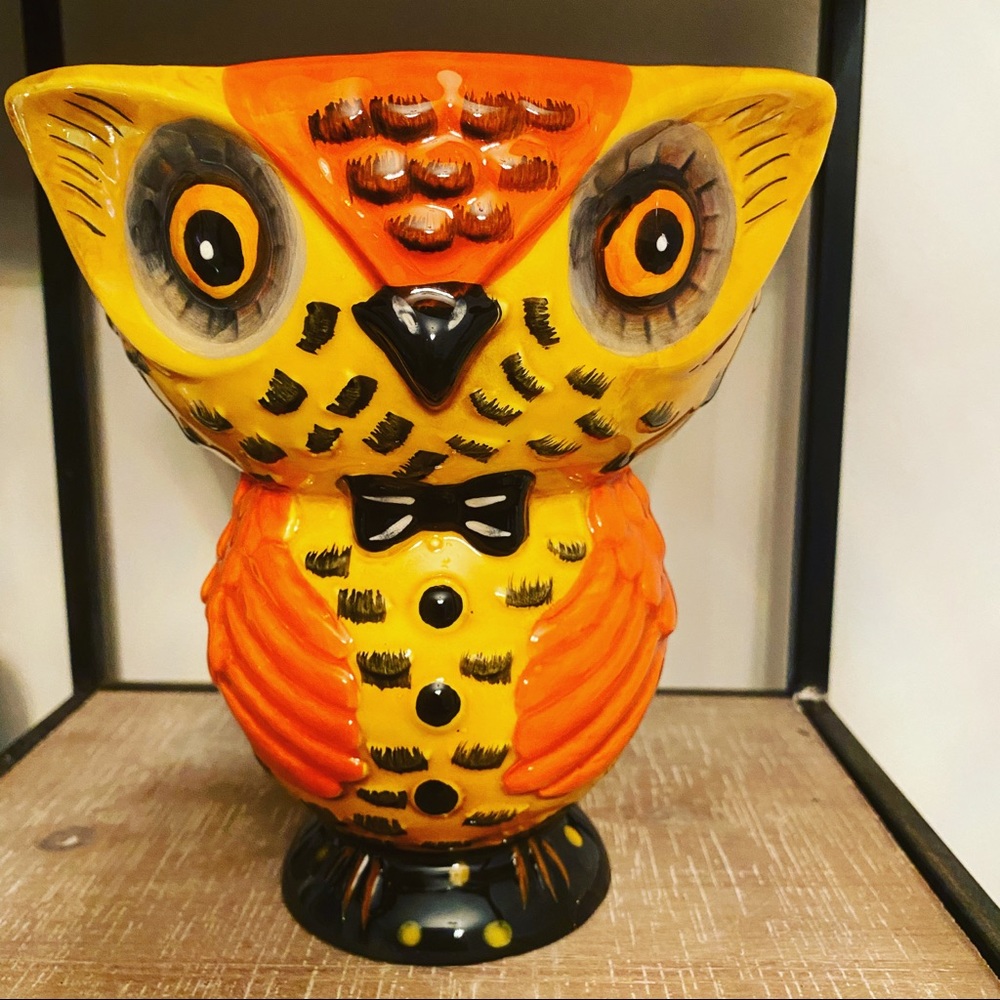 Johanna Parker standing candy bowl